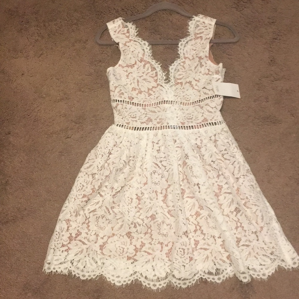 White lace dress